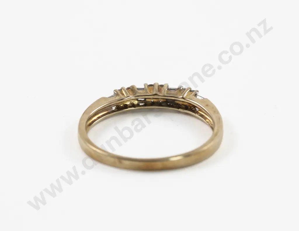 9ct 22 Stone Diamond Band Ring Image 1++