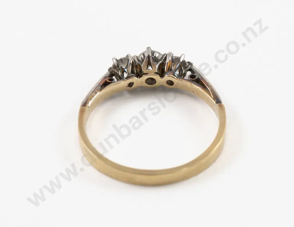 18ct Three Stone Diamond Bridge Ring Image 1++