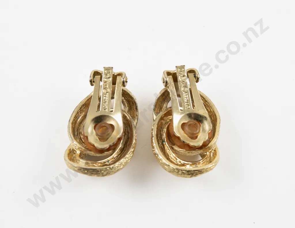 Vintage Christian Dior Textured 'Figure of Eight' Knot Earrings Image 1++