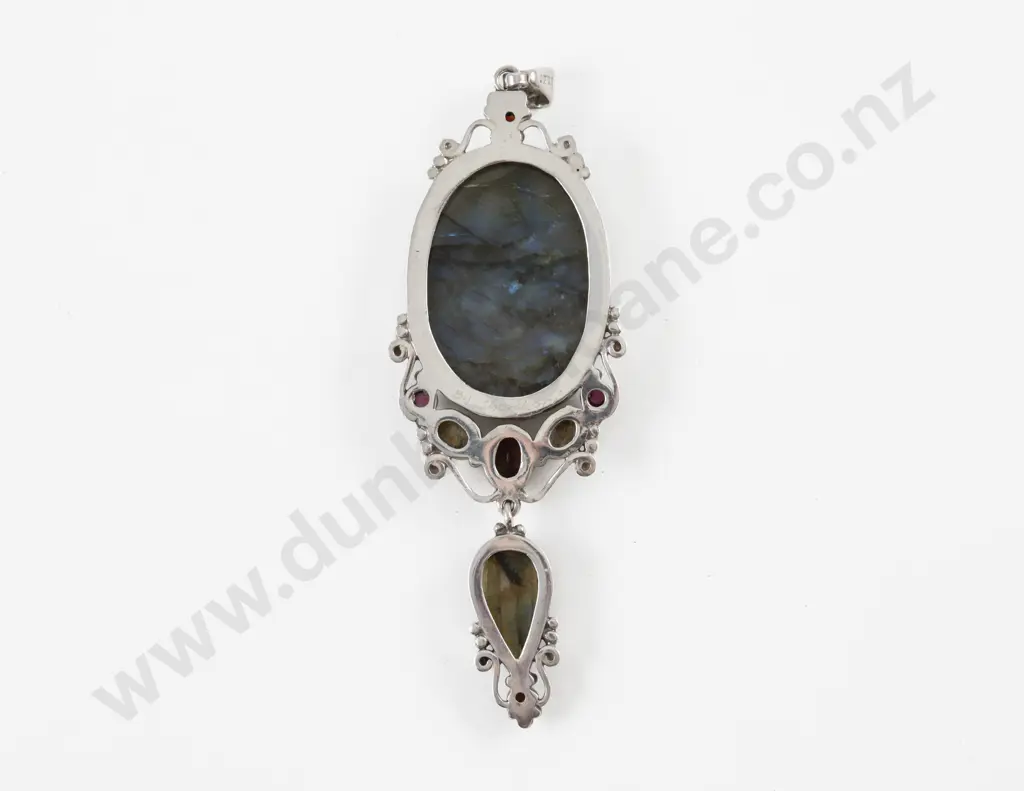Shankari (Indonesia) Handmade S/S Semi Precious Gemstone Pendant Image 1++