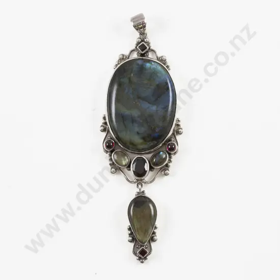 Shankari (Indonesia) Handmade S/S Semi Precious Gemstone Pendant