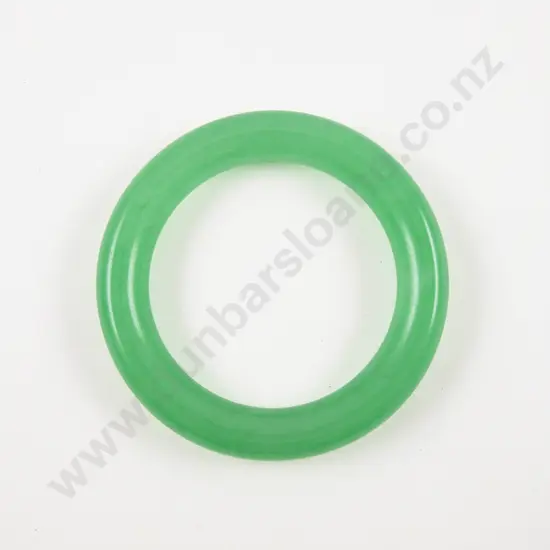 Mottled Green Holulith Bangle
