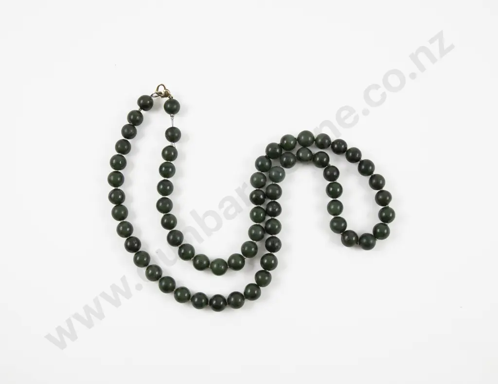 Single Strand Uniform Chrysoprase Necklace Image 1++