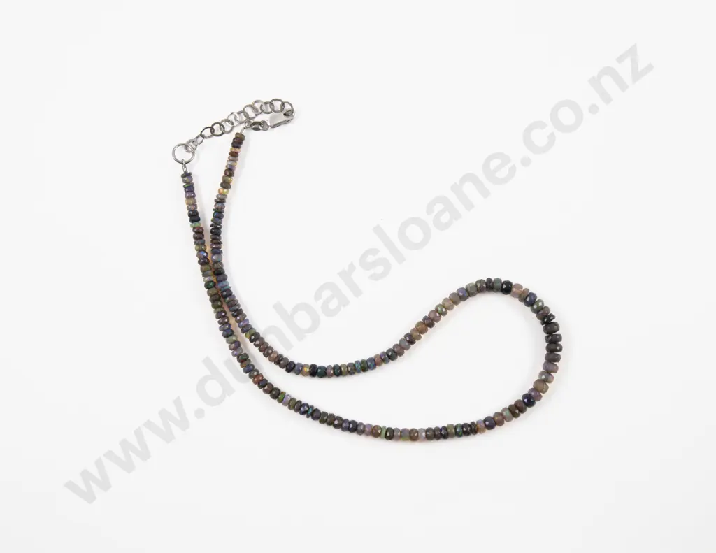 Single Strand Uniform Opal Bead Necklace Image 1++