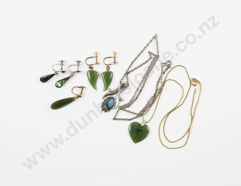 Collection of NZ Greenstone and Paua Jewellery Image 1++