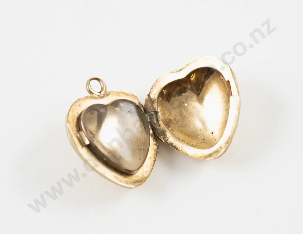 14ct Heart Photo Locket Pendant Image 1++