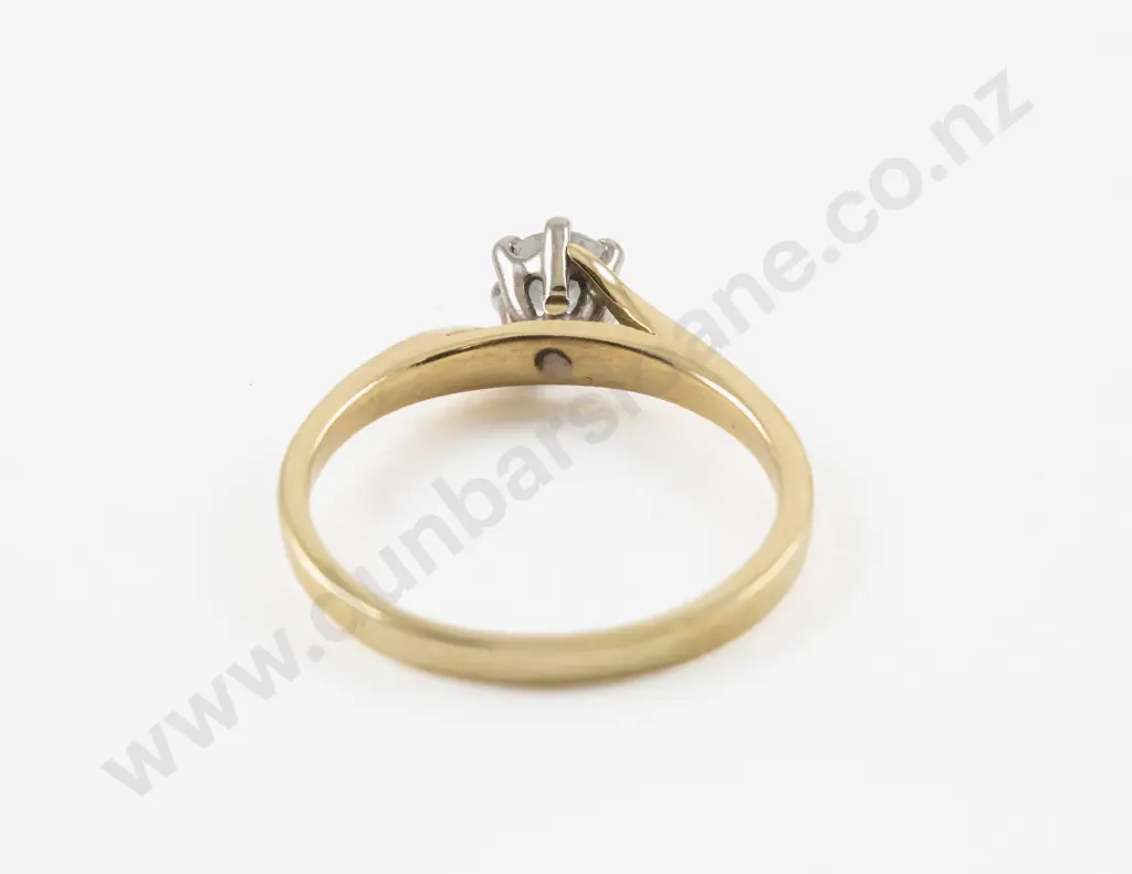 18ct Solitaire Diamond Ring Image 1++