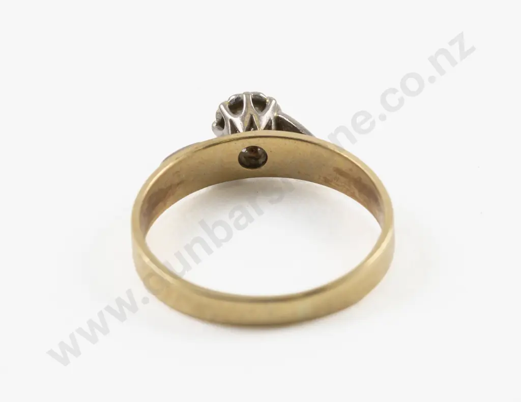 18ct Solitaire Diamond Ring Image 1++