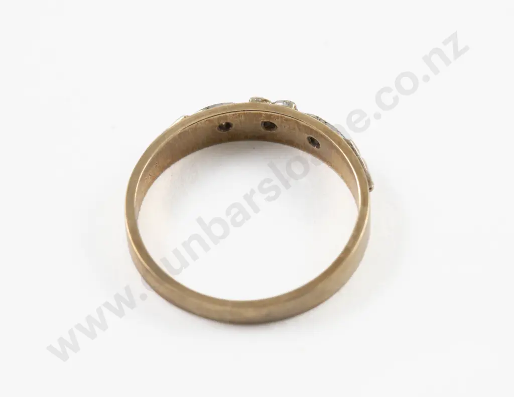 9ct Fancy Band Ring Image 1++