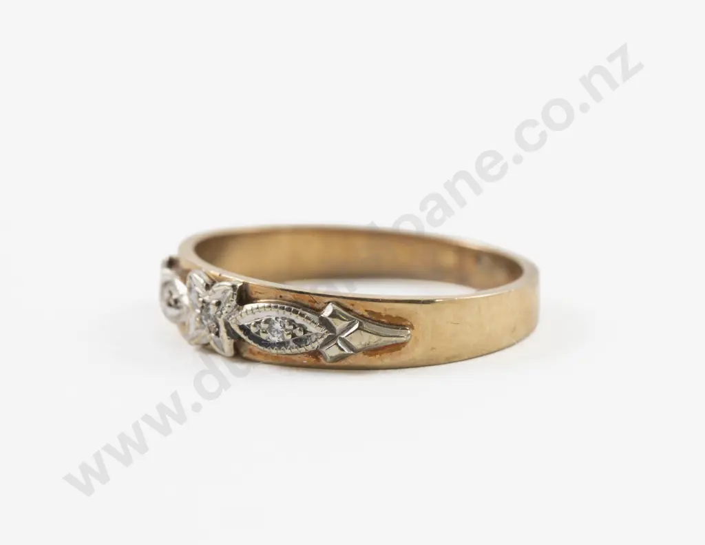 9ct Fancy Band Ring Image 1++
