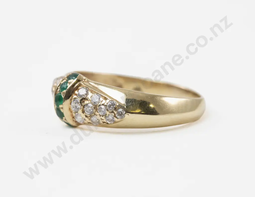 14ct 25Stone Diamond and Emerald Dome Band Ring Image 1++