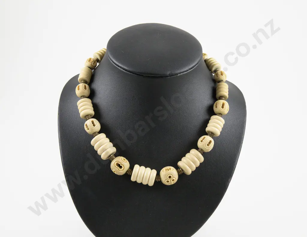Vintage Single Strand Ivory Bead Necklace Image 1++