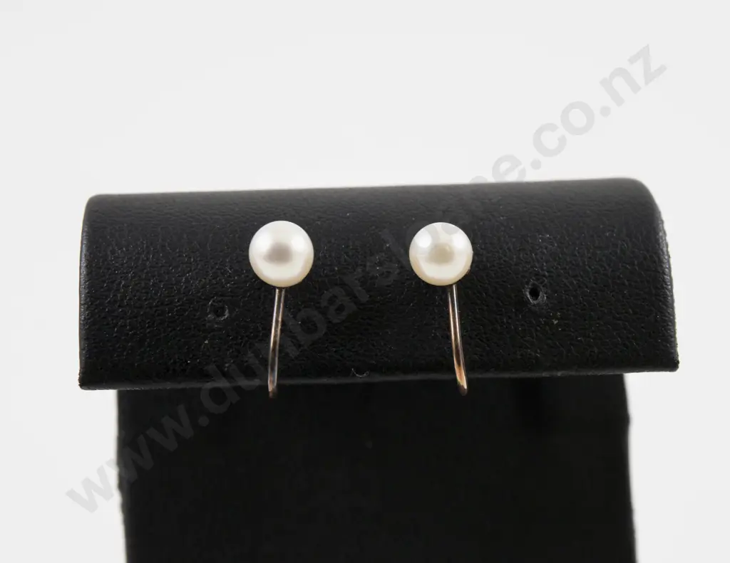 Pair 9ct Mounted Single Cultured Pearl Earrings Image 1++