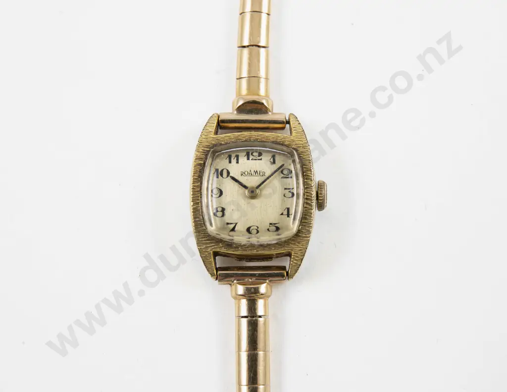 Vintage Gold Plated Roamer Ladies Wrist Watch Image 1++
