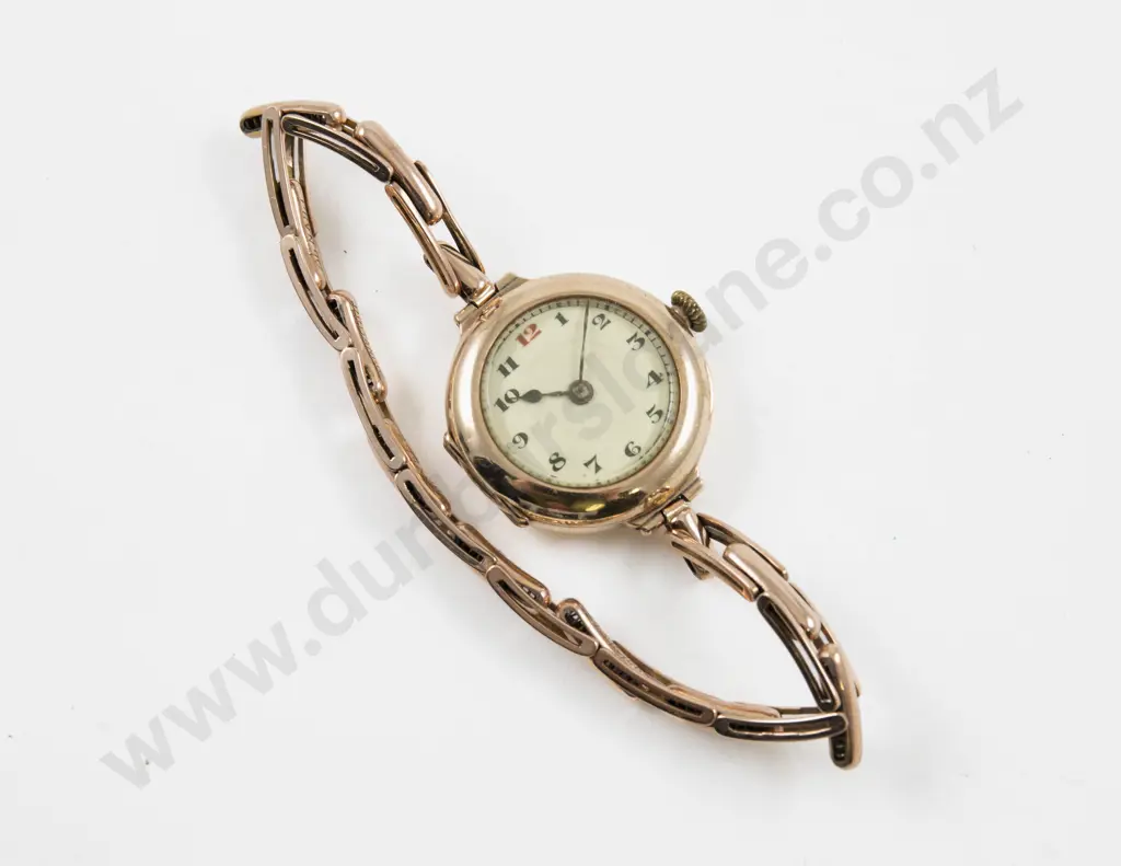 Vintage 9ct Ladies Wrist Watch on Expanding Strap Image 1++