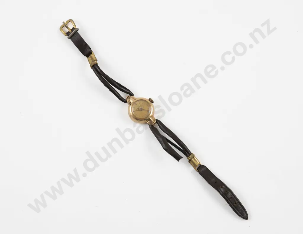 Vintage 9ct Cased Ladies Wrist Watch Image 1++