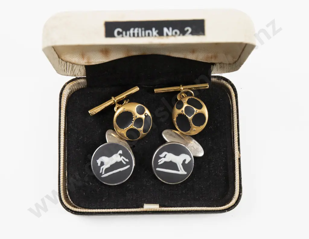 Pair S/S Wedgwood Horse Cuff Links with Other Image 1++