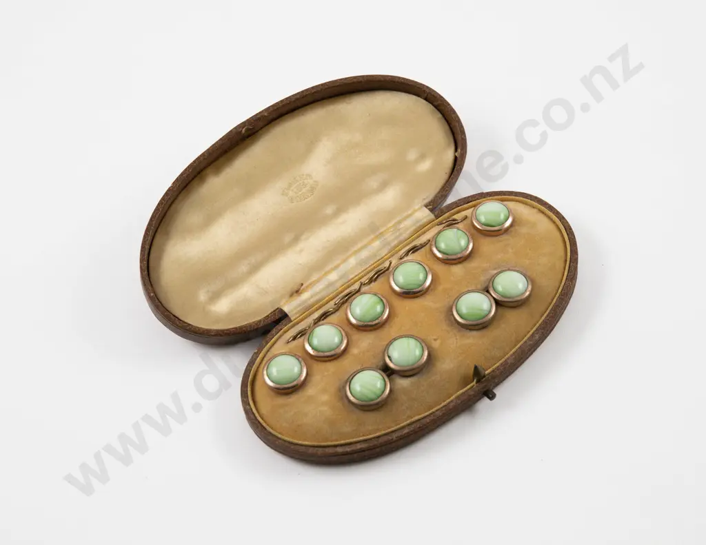 Vintage Cased Set Gold Plated Marbled Glass Buttons with Pair Matching Cuff Links Image 1++