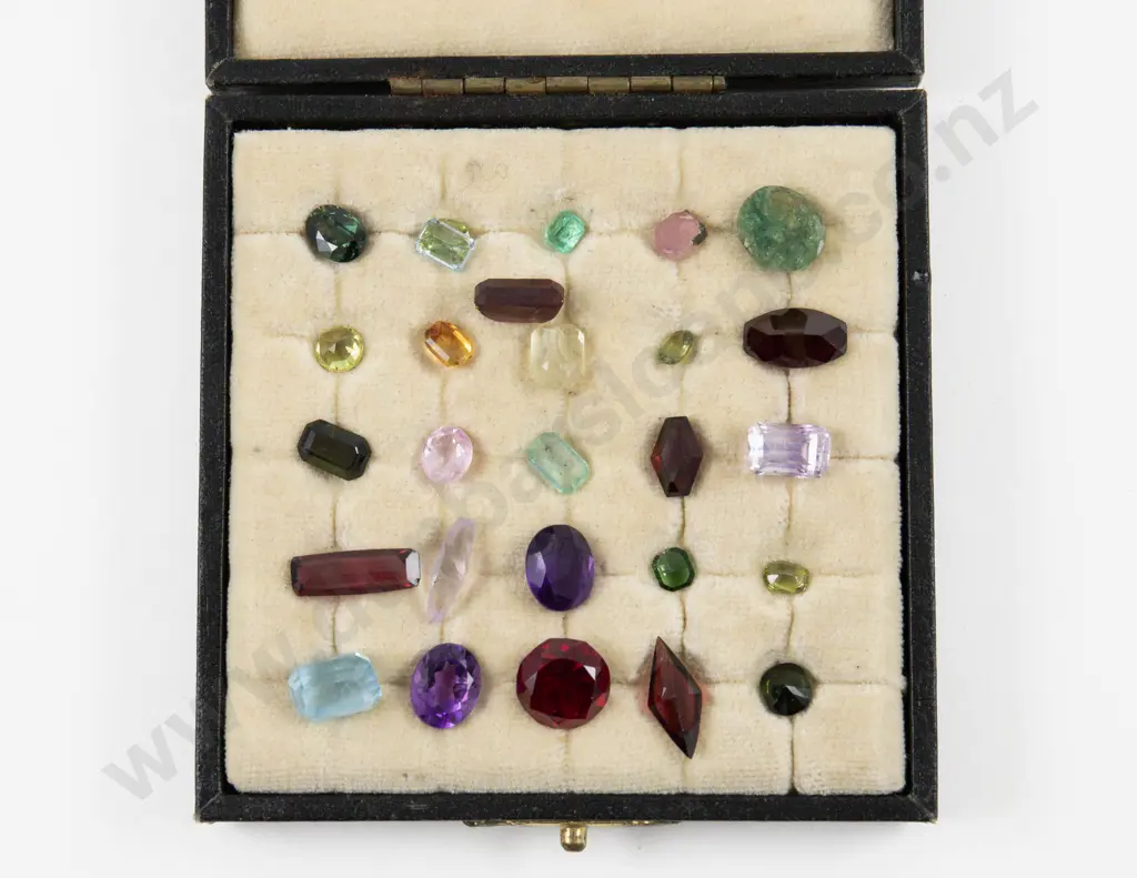 Collection of Assorted Unmounted Gem Stones Image 1++