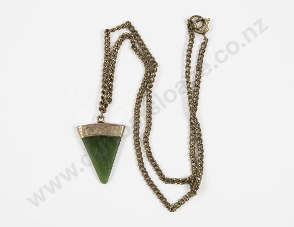 9ct Mounted Greenstone Pendant Image 1++