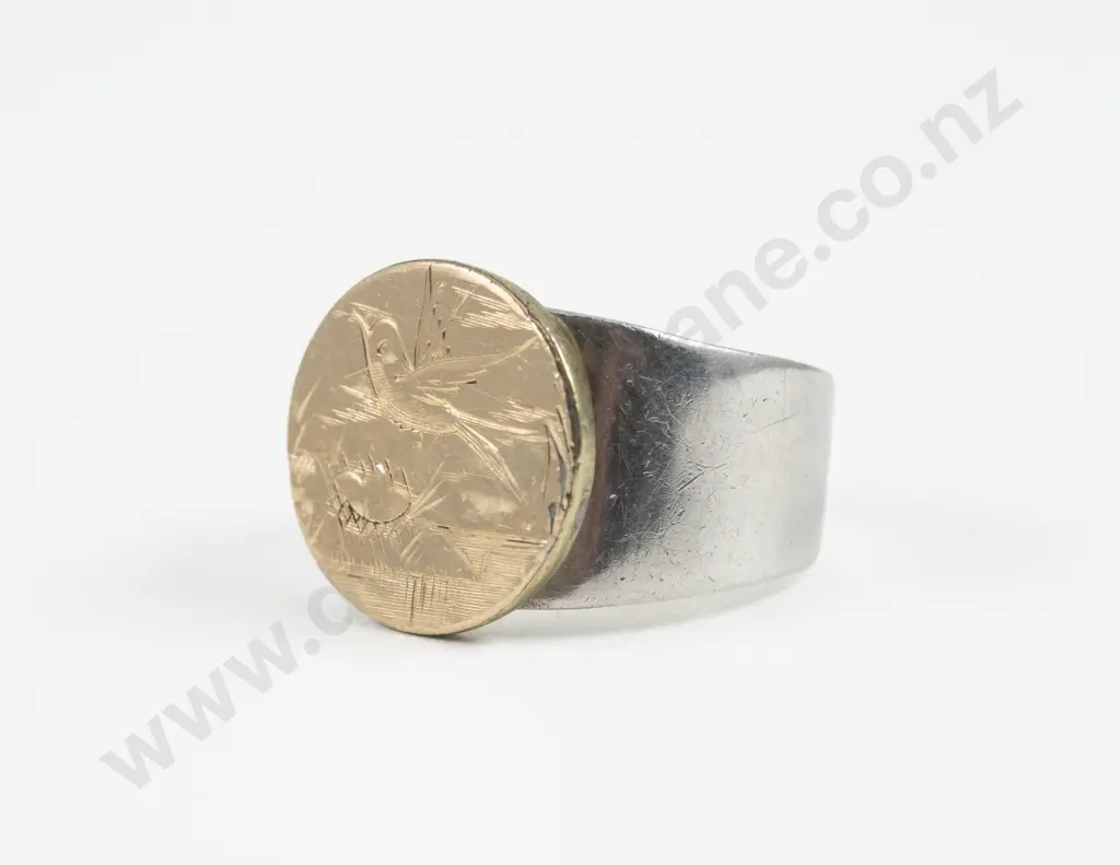 Mexican .925 Silver and 9ct Gold Coin Signet Ring Image 1++