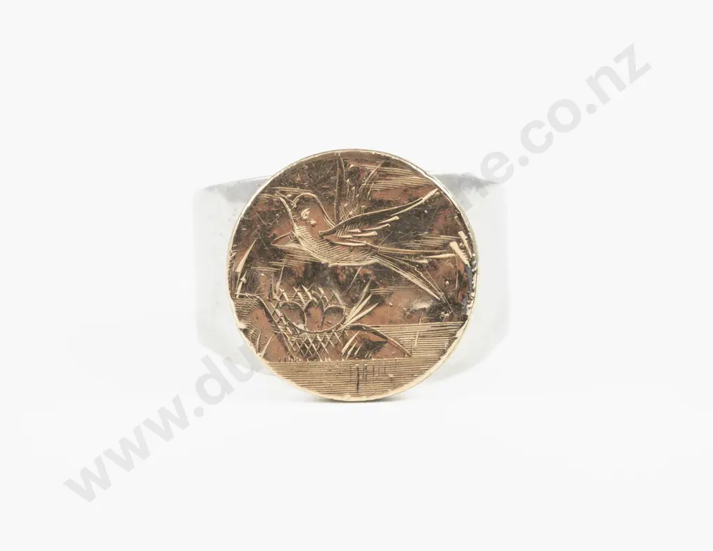 Mexican .925 Silver and 9ct Gold Coin Signet Ring Image 1++