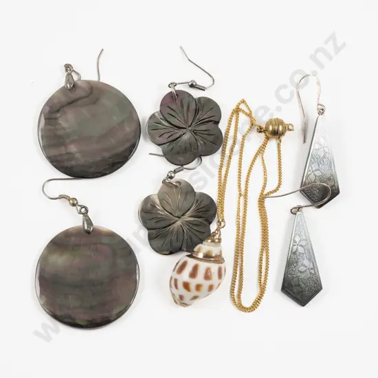 Three Pairs of MOP and Abalone Pendant Drop Earrings with Shell Pendant