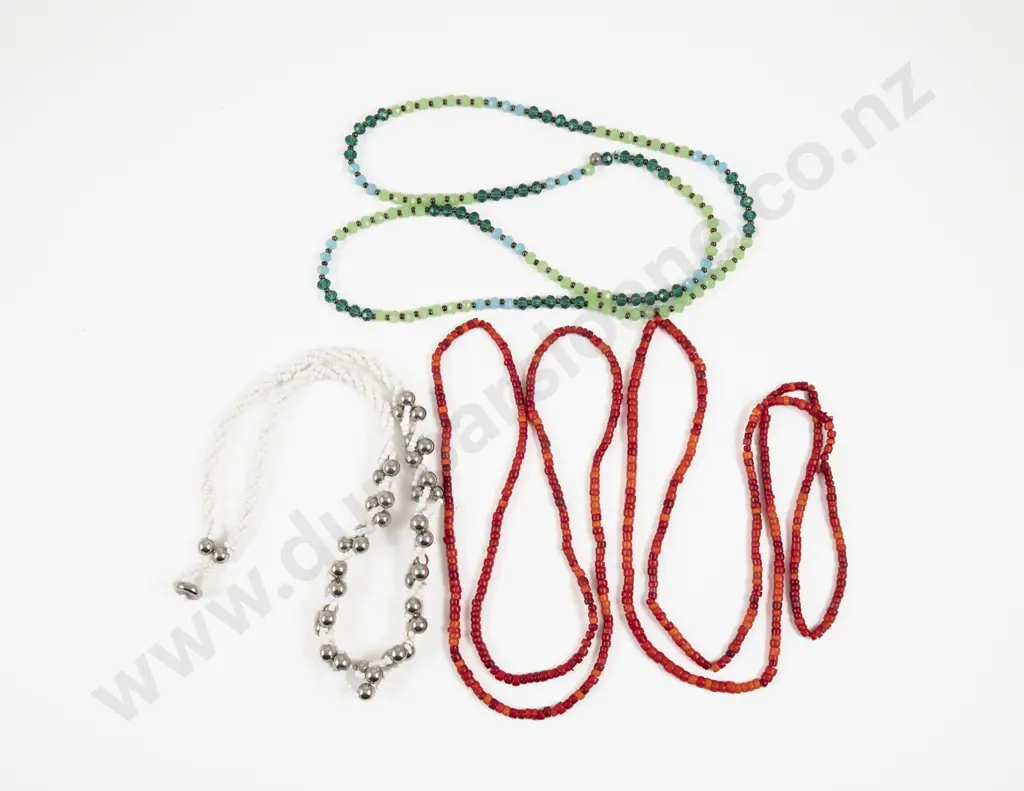 Four Vintage Single Strand Bead Necklaces Image 1++