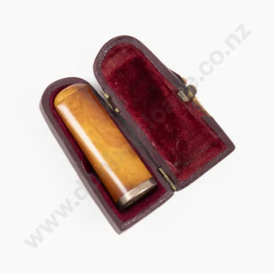 Vintage 9ct Amber Cheroot Holder in Case