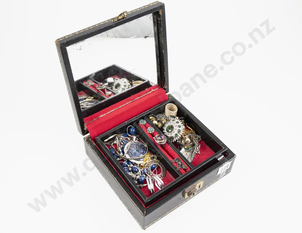 Collection of Assorted Costume Jewellery with Jewellery Box Image 1++