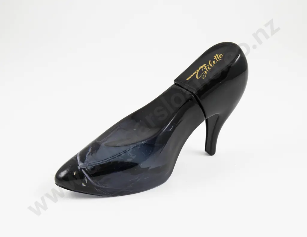 Ferrera Stiletto Womens Perfume Image 1++