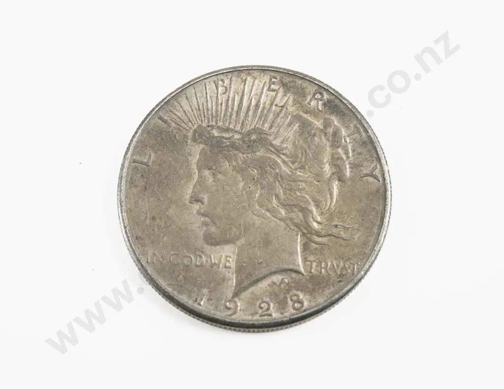 US 1928 Peace San Francisco Mint Silver Dollar Image 1++