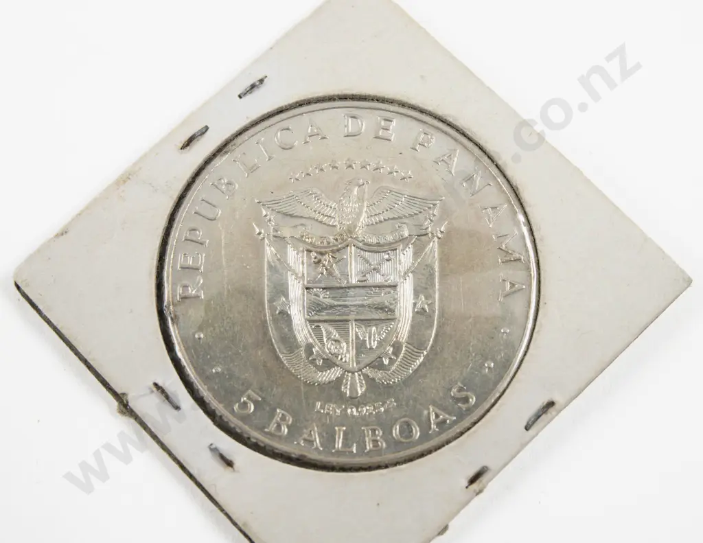 Republica De Panama 5 Balboas .925 Silver Coin Image 1++