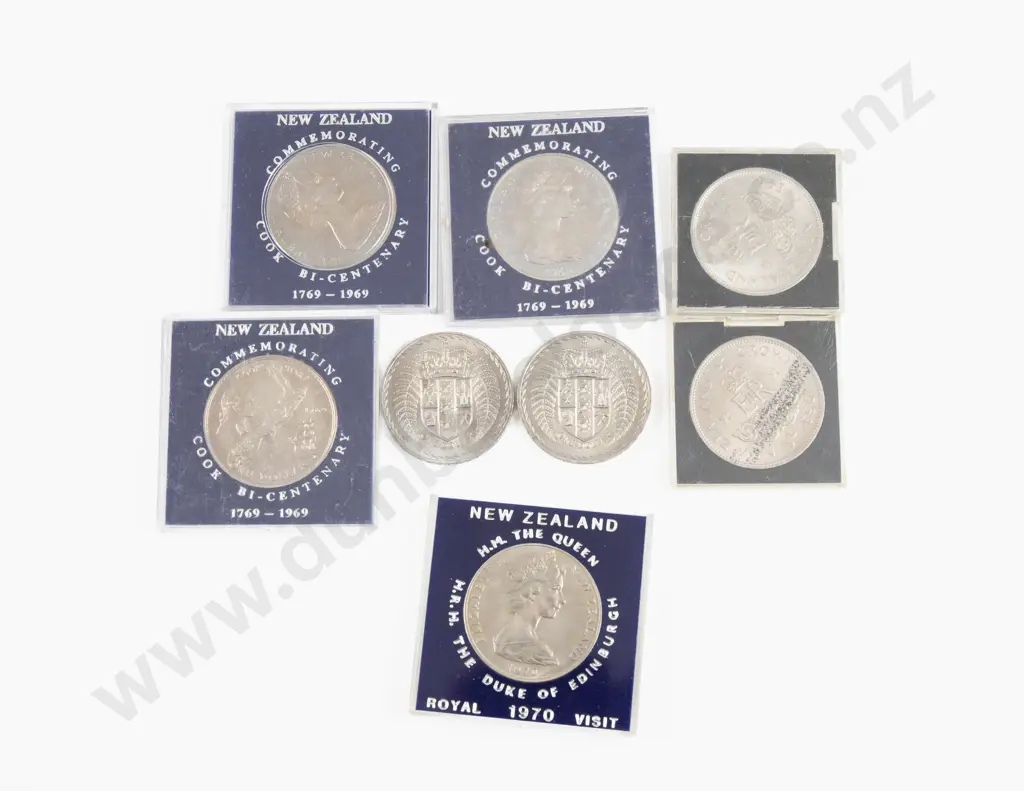 NZ Six Unc $1 and 1953 Crown x2 Image 1++