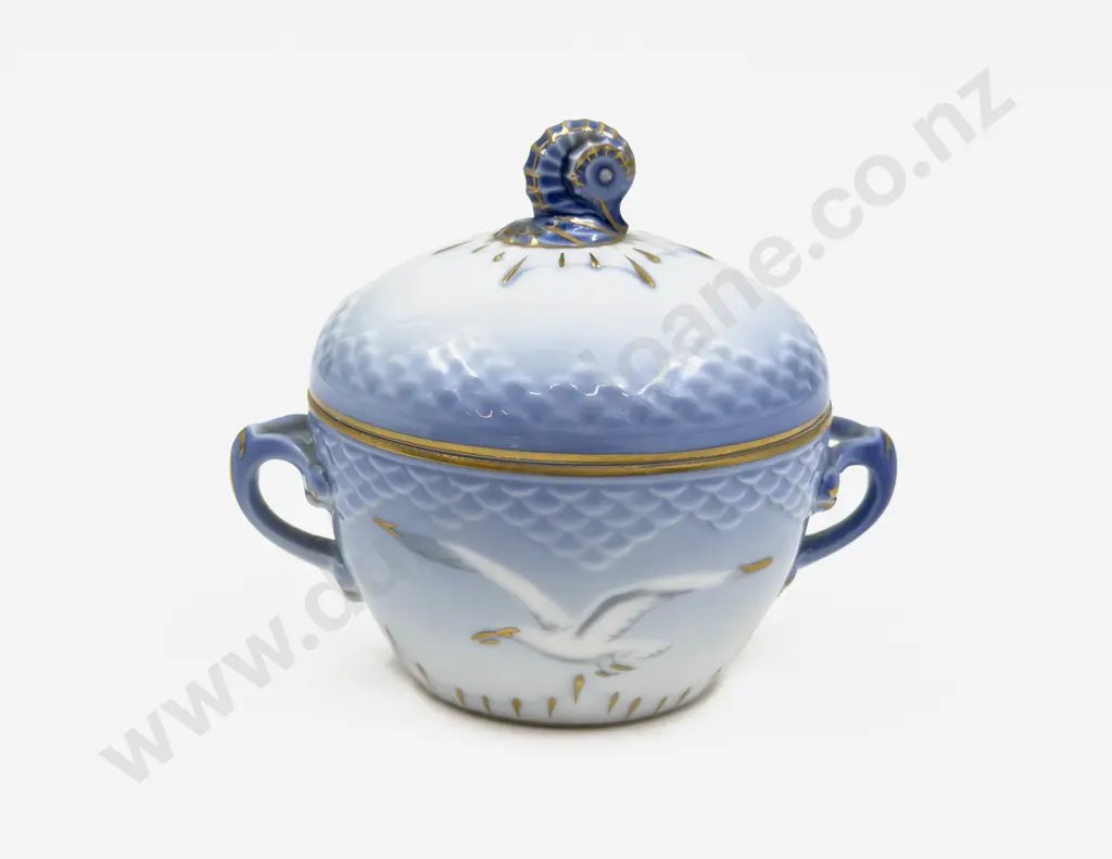 B & G Lidded Sugar Bowl Image 1++