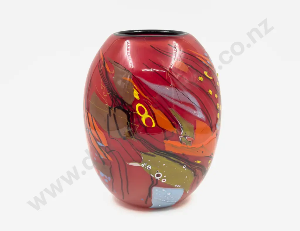 NZ Studio Art Glass Vase Image 1++
