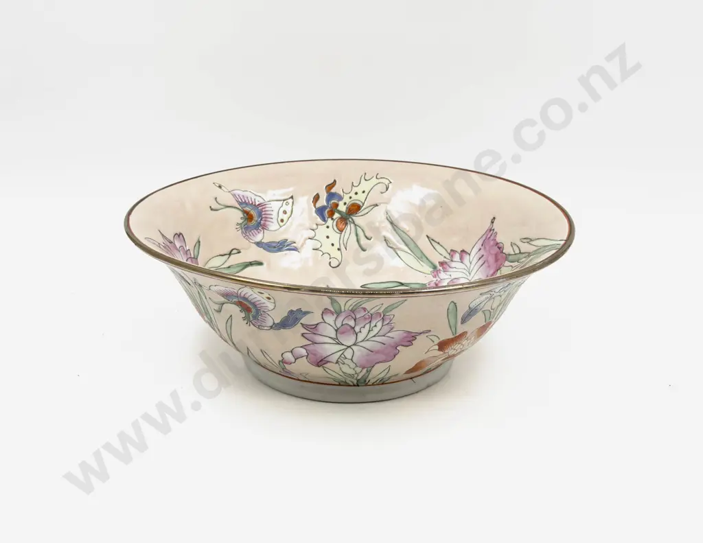 Chinese Floral Decorated Bowl Image 1++