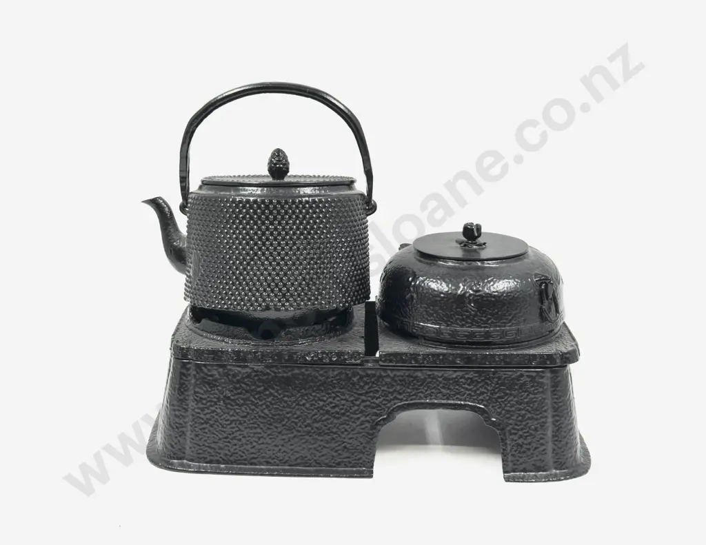 Cast Metal Teapot & Assorted Image 1++