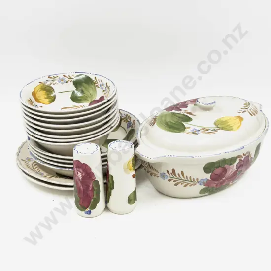 Qty of Assorted Belle Fiore