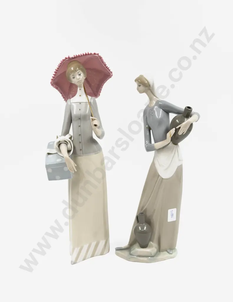 Three Lladro Figures (1 x A/F) Image 1++