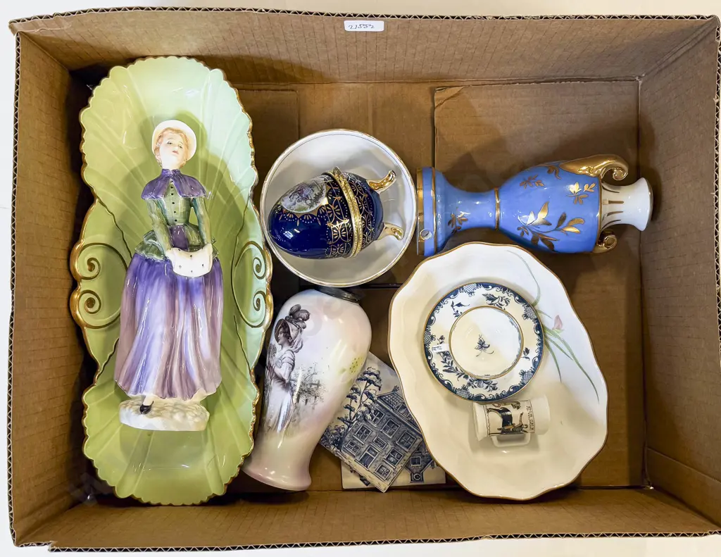 RD Figure "Florence" together with Assorted China Image 1++