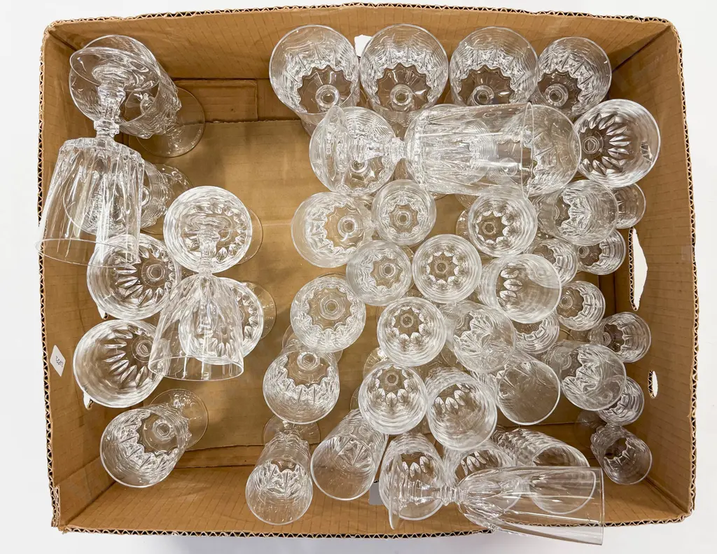 Box Qty of Assorted Glassware Image 1++