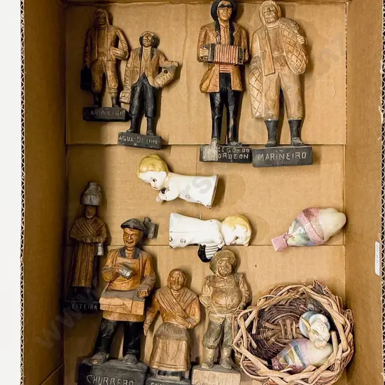 Qty of Assorted Vintage Carved Figures etc