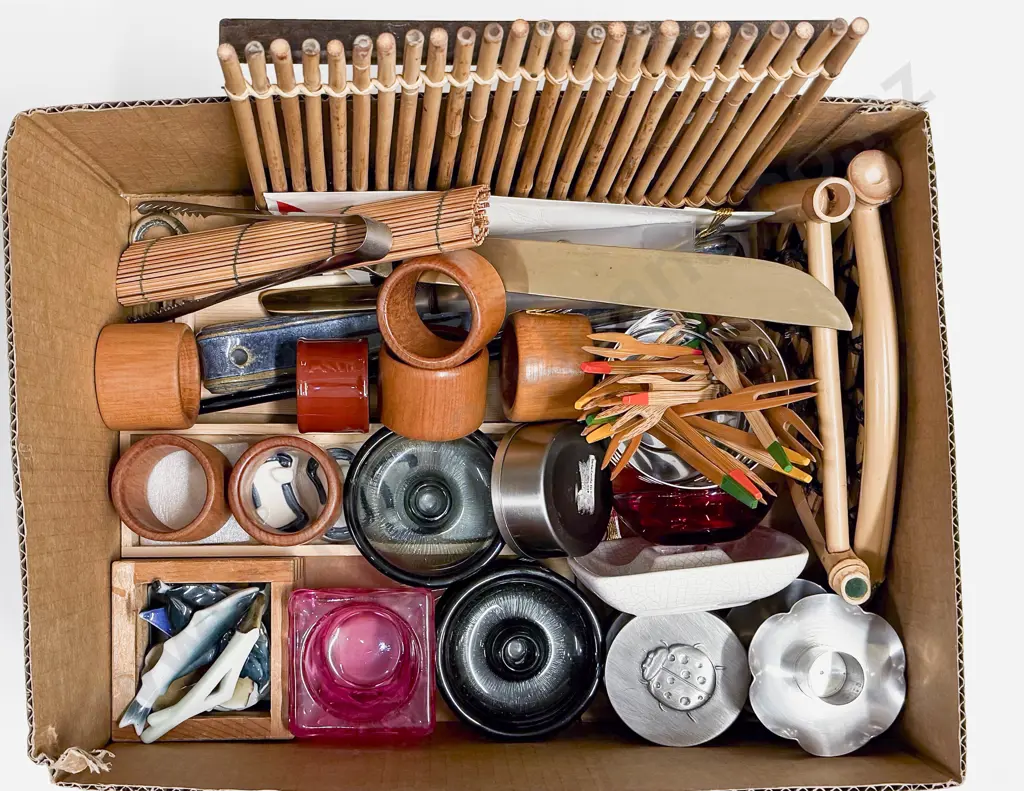 Box Qty of Assorted Collectables incl Napkin Rings Spoon Rests Tealights etc Image 1++