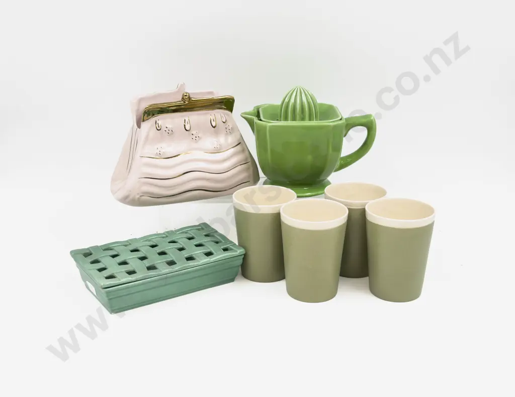 Crown Devon Lattice Lidded Flower Trough together with Lemon Squeezer Jug & Others Image 1++