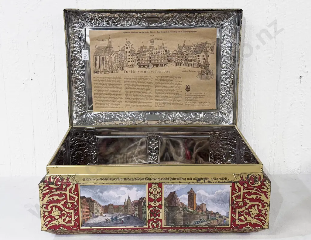 Large Vintage German Biscuit Tin together with Woven Bag Image 1++