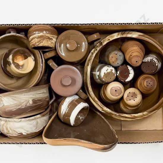 Box Qty of Assorted Te Rona Pottery
