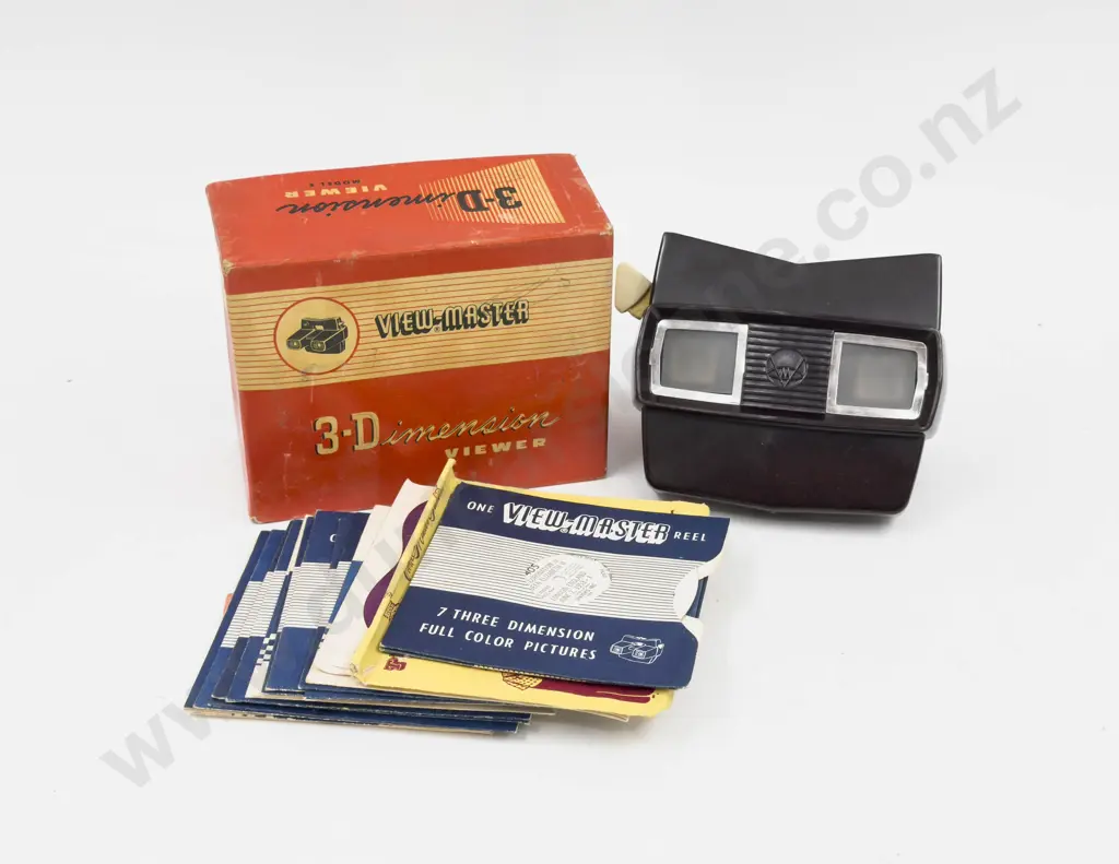 Vintage Viewmaster Model E in Original Box Image 1++