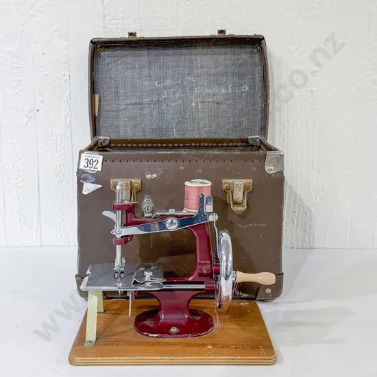 Essex Engineering Miniature Sewing Machine in Case