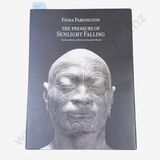 Fiona Pardington - The Pressure of Sunlight Falling